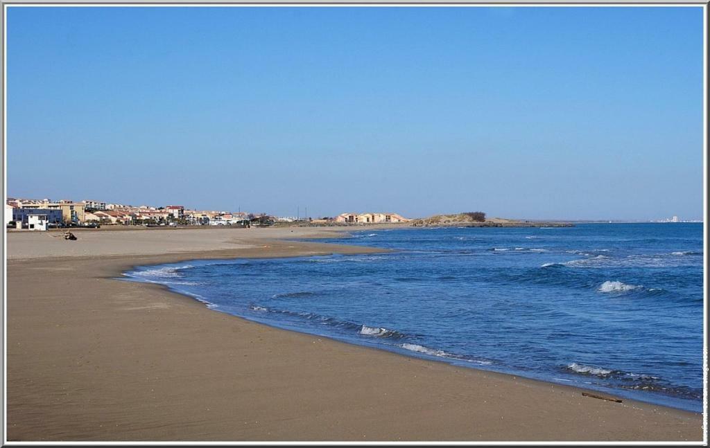 T3 Vue Mer Et Plage, Avec Wifi Et Parking Saint-Pierre-la-Mer  Exterior foto